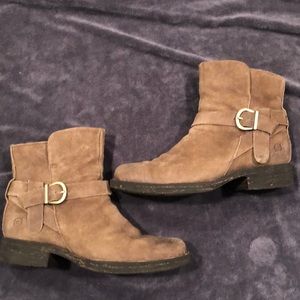 BORN size 6 ankle booties